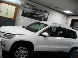 VOLKSWAGEN TIGUAN 2010 PANDORA